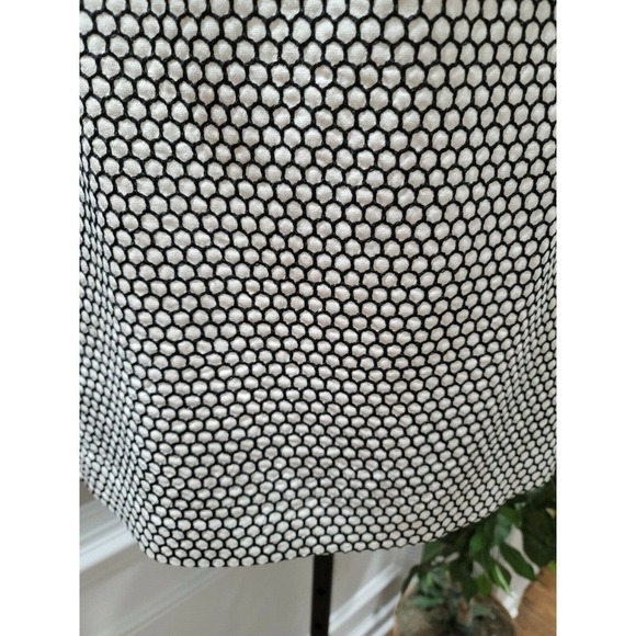 Ann Taylor Women's White Silk & Rayon Button Closure Knee Length Skirt Size 4 - Picture 4 of 7